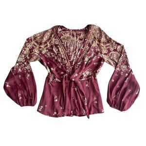 Free people boho whimsygoth burgundy red floral print bell sleeve size L